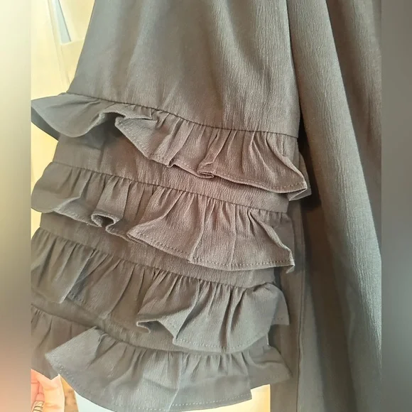 ⭐️NWT Black off the shoulder dress with ruffle sleeves and hem - Picture 3 of 8